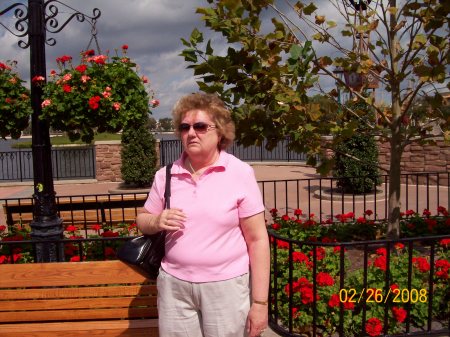 Jackie Vaughn Photo 1