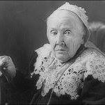 Julia Howe Photo 17