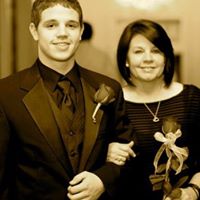 Vicki Lynch Photo 17