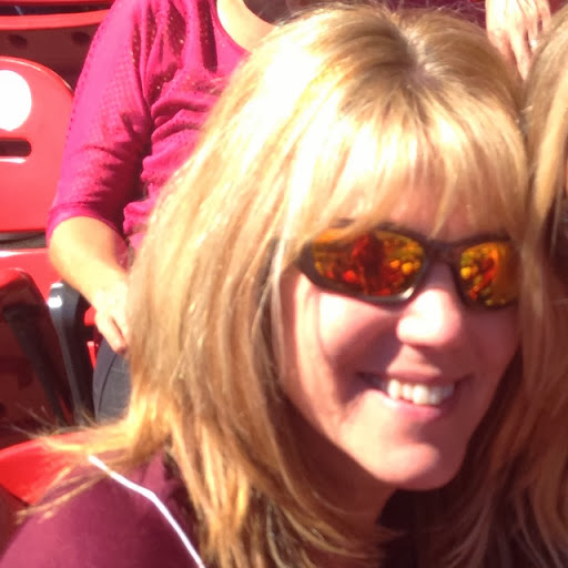 Laurie King Photo 25