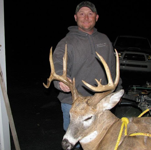 Brad Vaughn Photo 17