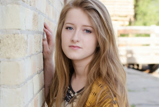 Megan Frazier Photo 19