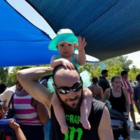 Darren Snyder Photo 13