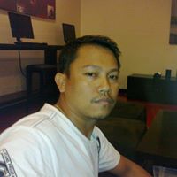 Richard Urbina Photo 8