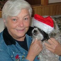 Dorothy Holman Photo 17