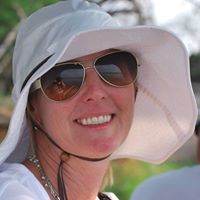 Lisa Grimes Photo 37