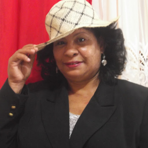 Barbara Hidalgo Photo 33