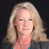 Stacey Howe Photo 22