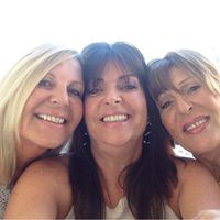 Paula Bowles Photo 10