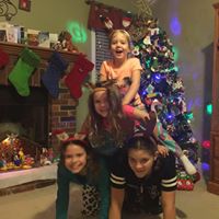 Amanda Bray Photo 41