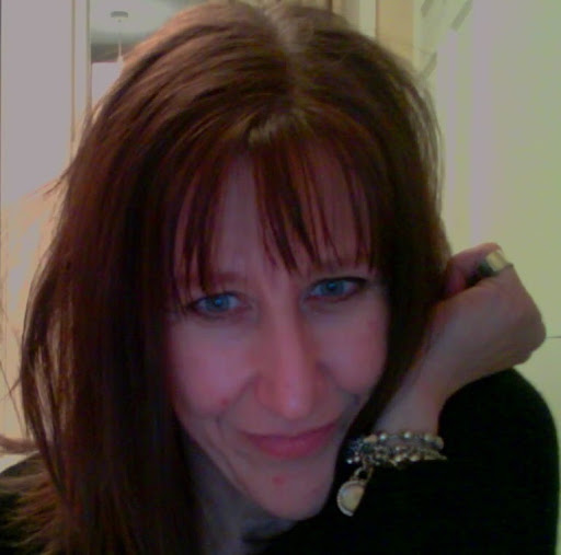 Julie Light Photo 35