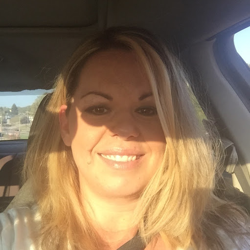 Lindsay Vance Photo 8