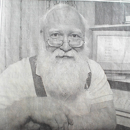 Ronald White Photo 48