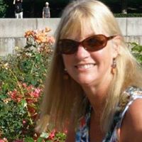 Roberta Foster Photo 28