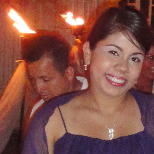 Diana Acevedo Photo 22