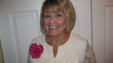 Joanne Howard Photo 4