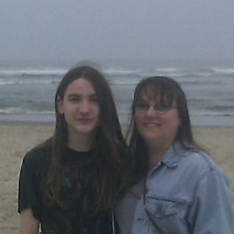 Amber Ellis Photo 19