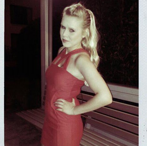 Stephanie Carmichael Photo 17