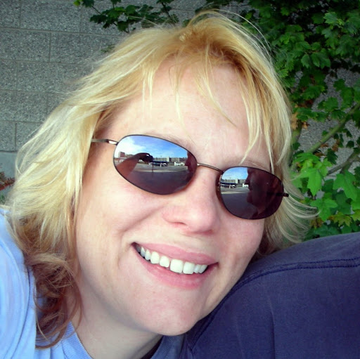 Kristine Oliver Photo 11