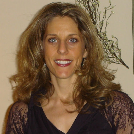 Laura Savino Photo 21