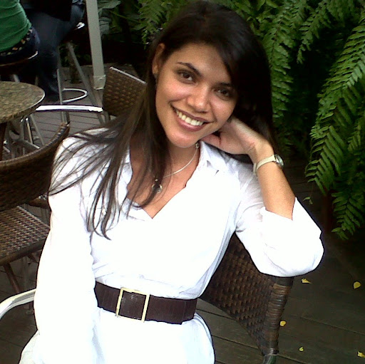 Claudia Guerra Photo 12