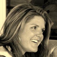 Elizabeth Woodard Photo 15