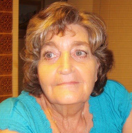 Julie Foley Photo 43