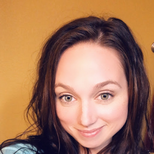 Stephanie Sliva Photo 1