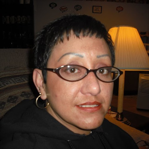 Ana Peterson Photo 16