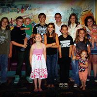 Vicki Lee Photo 48