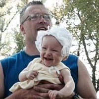 Julie Bryce Photo 17