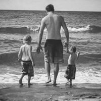 Richard Farr Photo 17