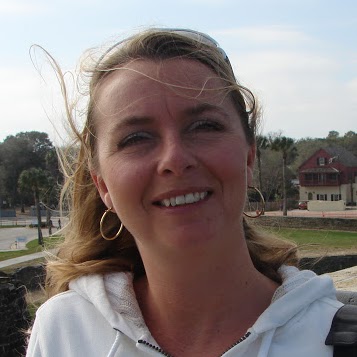 Samantha Poole Photo 29