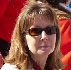 Elizabeth Saunders Photo 3