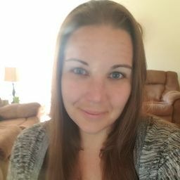 Amanda Hayes Photo 15