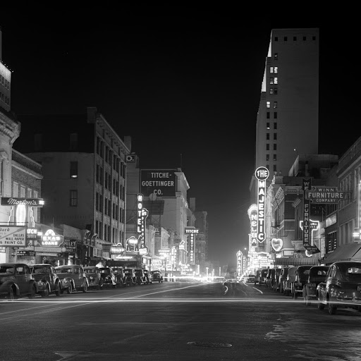 Phillip Anderson Photo 25