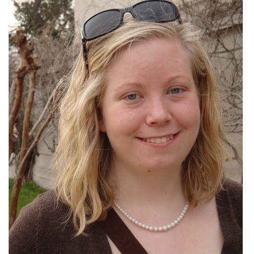 Sarah Grogan Photo 12