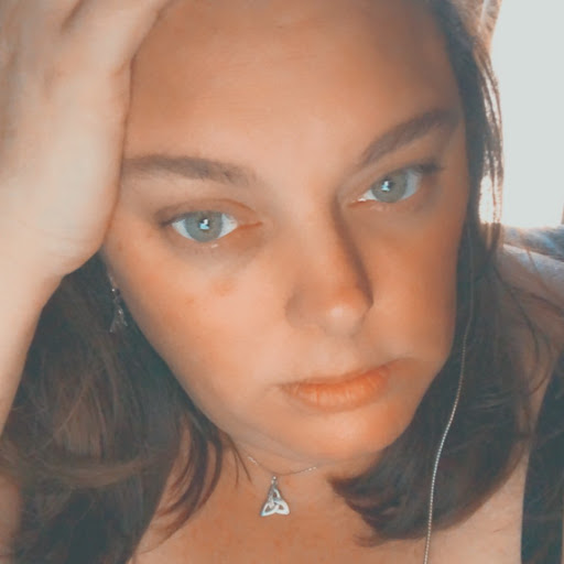 Michelle Russell Photo 13