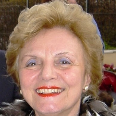 Maria Testa Photo 10