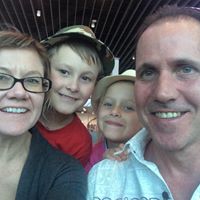 Kerrie Robinson Photo 8