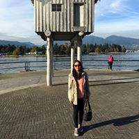 Stephanie Leung Photo 17