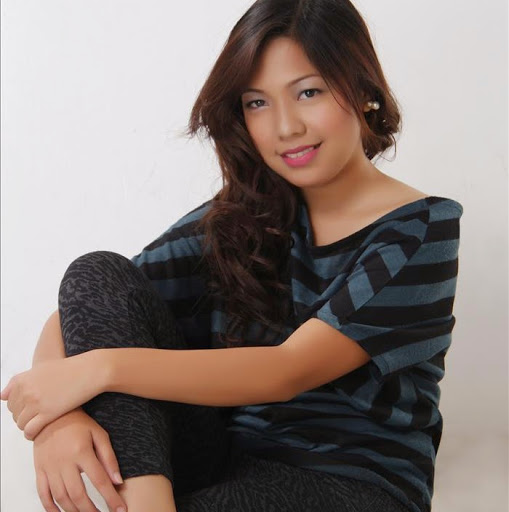 Christine Santos Photo 10