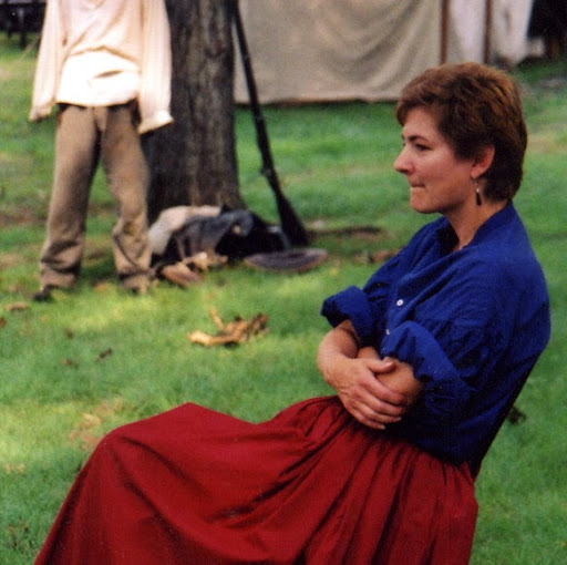 Frances Bennett Photo 27
