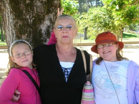 Joyce Griffith Photo 20