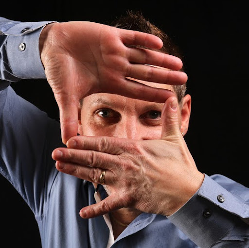 Timothy Elliot Photo 1