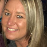 Emily Graves Photo 5