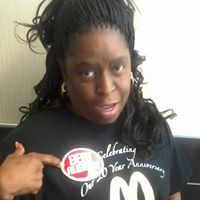 Joyce Carlisle Photo 18