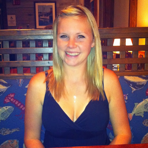 Amanda Bush Photo 29