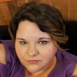 Amanda Little Photo 20