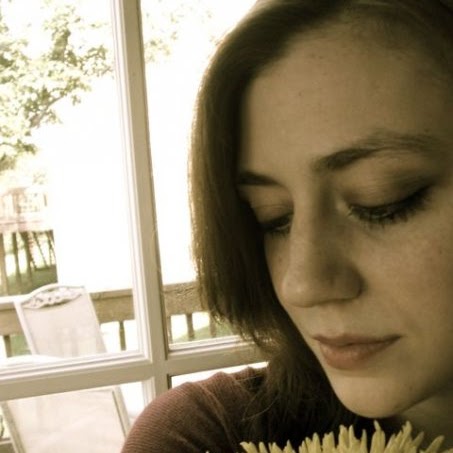 Alicia Darnell Photo 5
